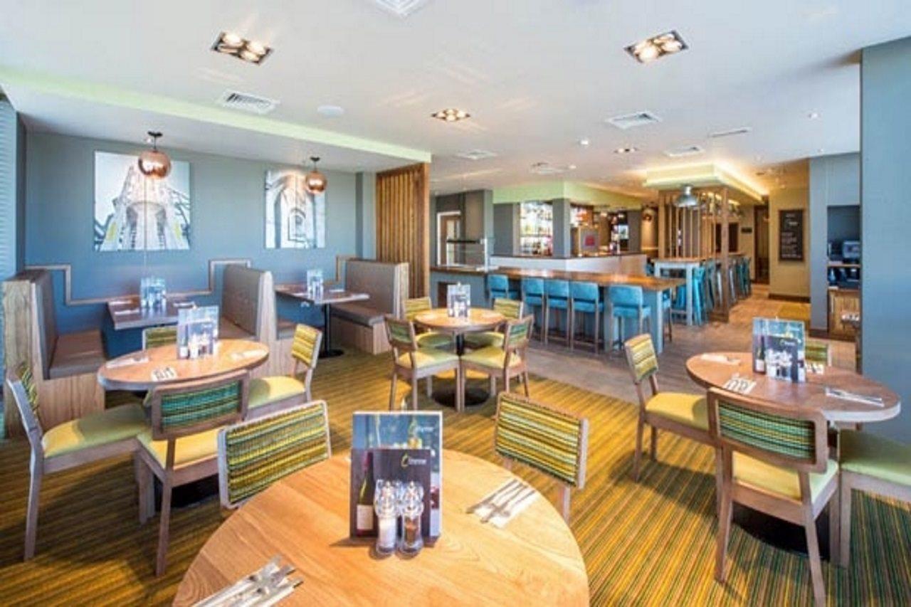 Premier Inn Winchester Dış mekan fotoğraf